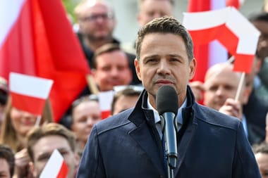 Race for Poland’s presidency blows wide open